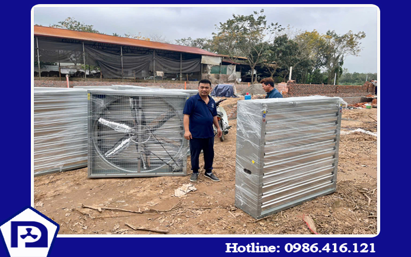 Quạt hút công nghiệp 900x900